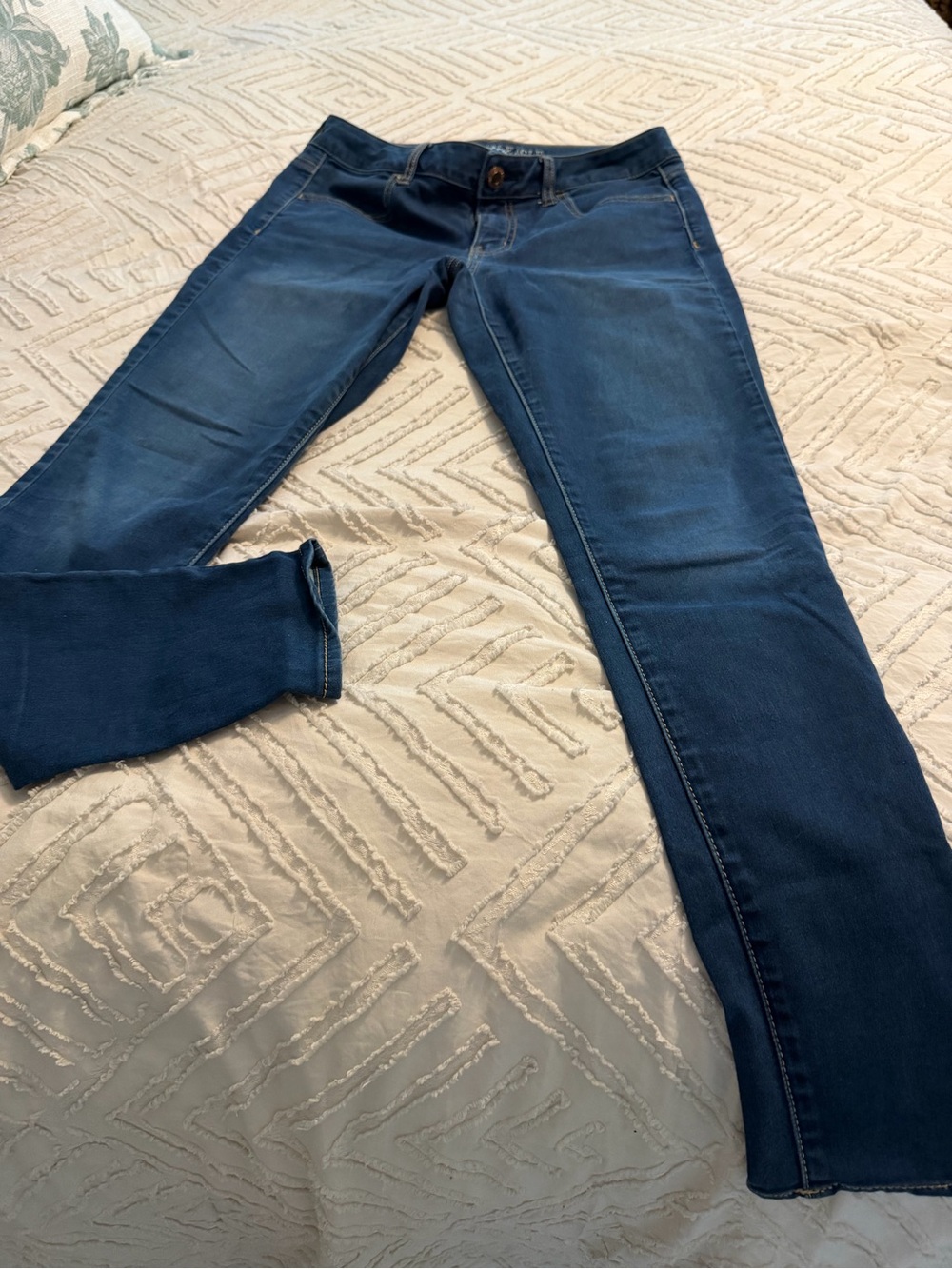 American Eagle Outfitters Women's Skinny Jeans in Dark Blue